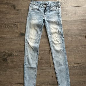 Light washed American Eagle skinny jeans